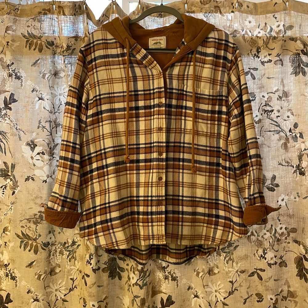 American eagle hoodie flannel